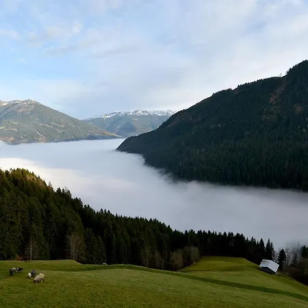 Sonderbichlhof Farm stay *